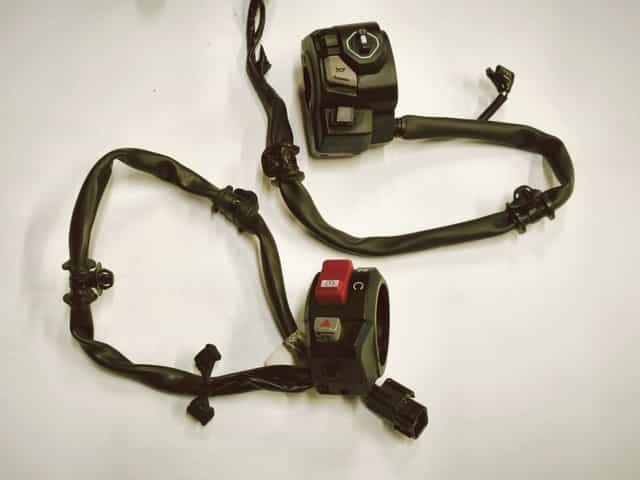 Honda CBR650R Cbr650 R CBR 2024/5 Przełącznik  świateł lewy