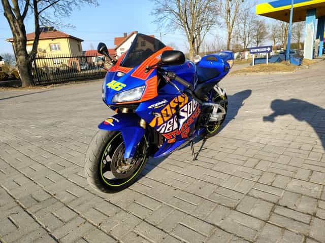 **Motocykl Honda CBR 600 RR PC37 na sprzedaż!**
