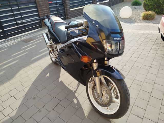 Honda vfr 750 stan dobry