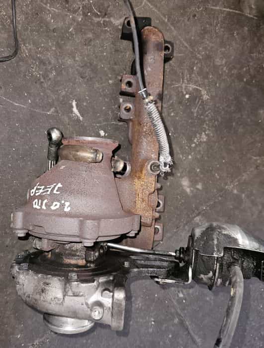 Jeep Cherokee KL 2.0 turbosprężarka turbina