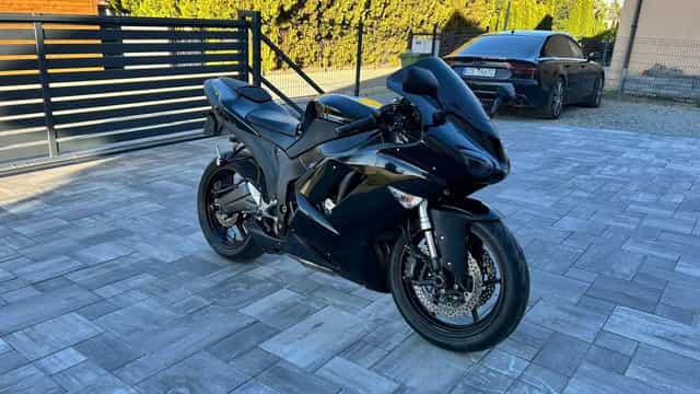Kawasaki zx6r akrapovic quickshifter niski przebieg