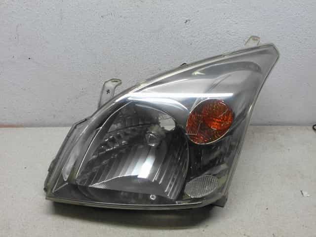 Toyota land cruiser 120 lampa przód lewa europa