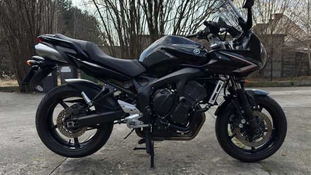 Yamaha FZ6 S2 - salon Polska