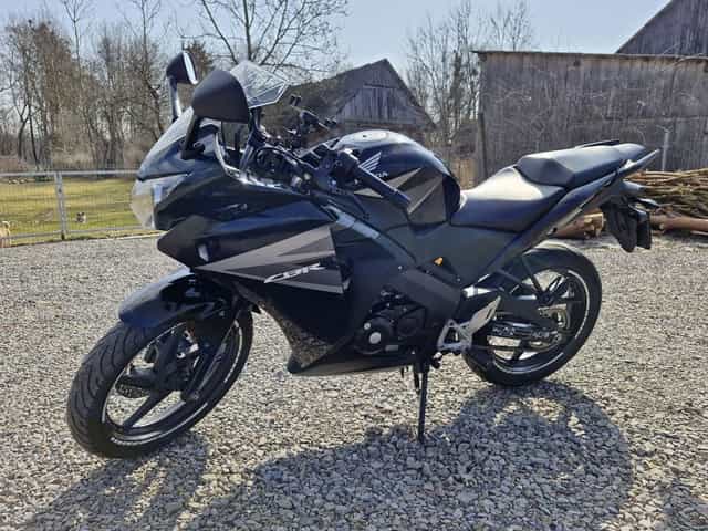 Honda CBR 125 JC 50