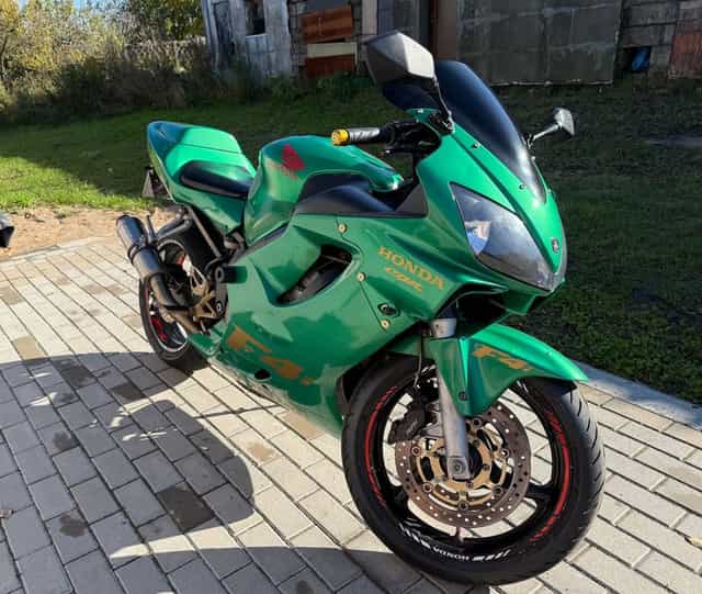 Honda CBR f4i sport