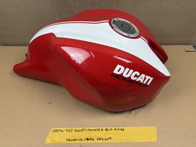 Ducati Monster 821 Zbiornik Paliwa Bak 2016