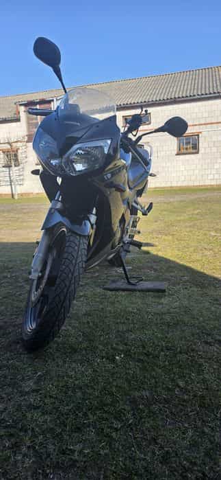 Honda cbr 125r sprzedam
