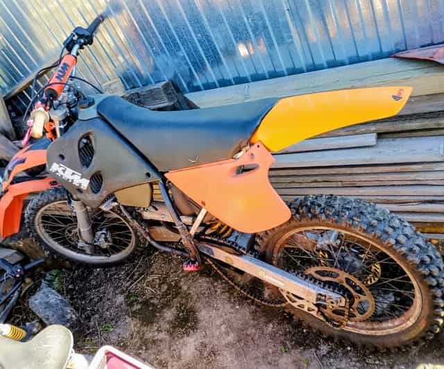Ktm exc 250 w całości lub na części świeży cylinder.