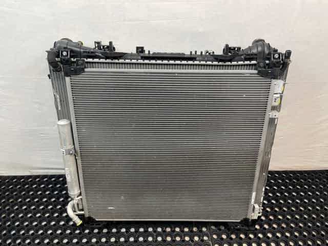 Komplet chłodnic chłodnice wentylator Land Rover Defender II L663 20-