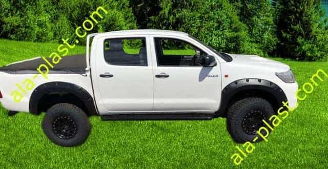 Toyota Hilux VII  poszerzenia nadkoli 7,5 cm -
