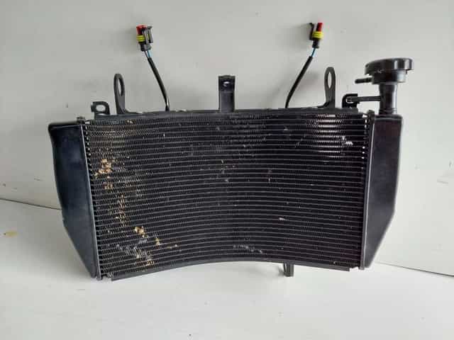 ducati monster 1200 821 chłodnica wody