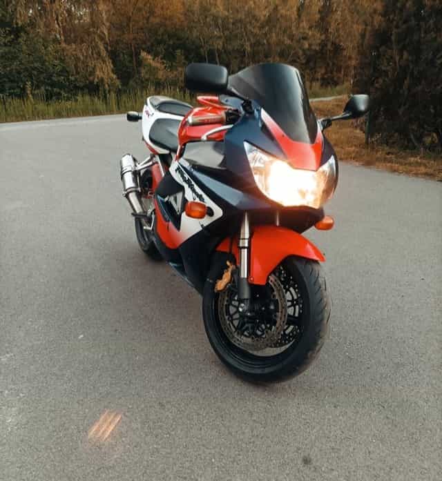 Honda CBR 929 sc44