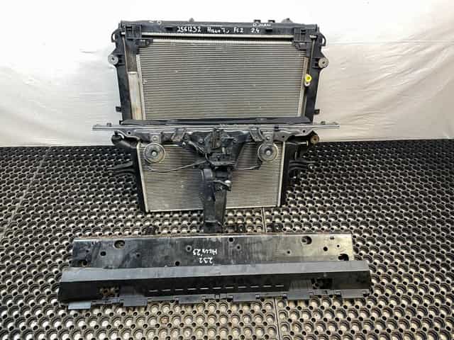 Pas przedni wzmocnienie chłodnice Toyota Hilux VIII 2.4D LIFT 2020-