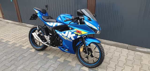 SUZUKI  GSX-R125   5 tysięcy przebiegu  yzf 125r  yzf r125 cbr 125