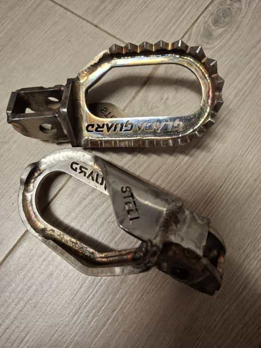 Podnóżki Glaca stalowe ktm husqvarna