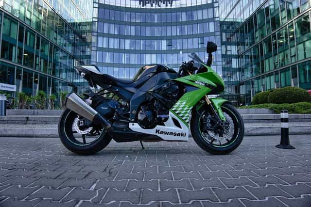 Kawasaki ZX10R 2008 - Zrobiony silnik (faktura 11k), doinwestowany