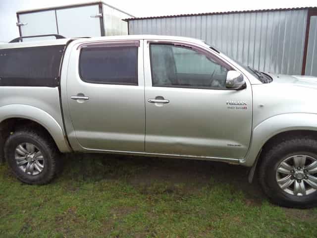 Drzwi Toyota Hilux model od 05r do 16r