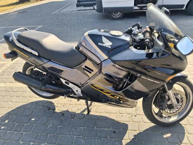 Motocykl Honda CBR 1000F
