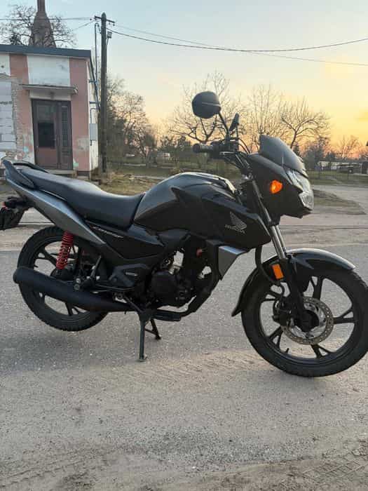 Honda cb125f 2021r super stan