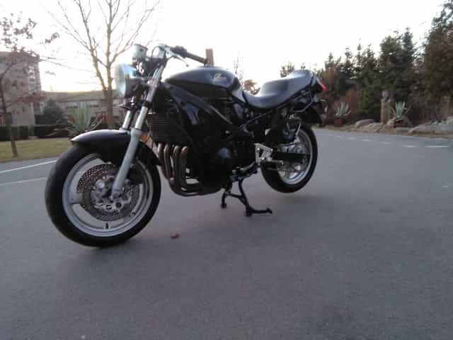 Suzuki GSX 750 Katana GSXF (GSXR GS Ninja)