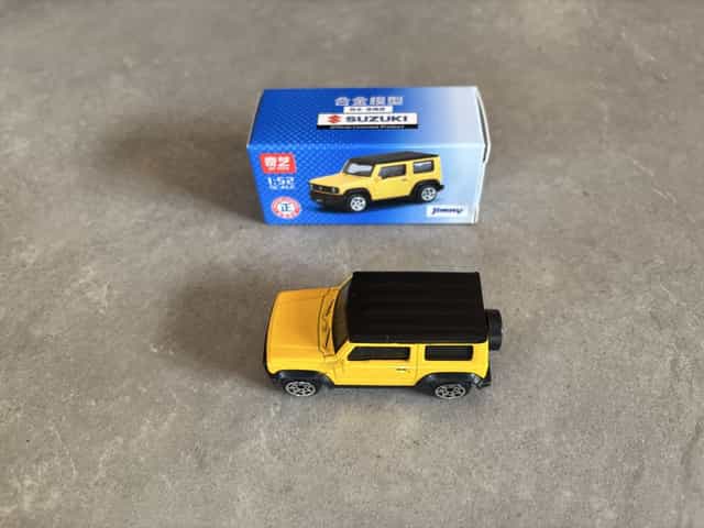 Model Resorak QY Toys skala 1/52 Suzuki Jimny