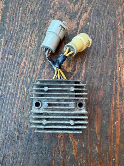 regulator napiecia kawasaki KFX 700 r 04-11