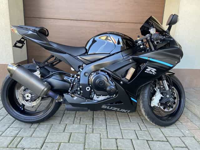 Suzuki GSX-R 600 * 2024 * lekko uszkodzony 3900 km