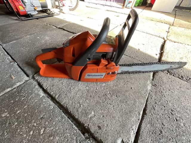 Husqvarna 120 pila spalinowa