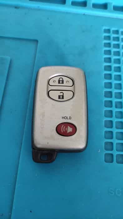 Toyota 4runner , prius , land cruiser , kluczyk pilot USA