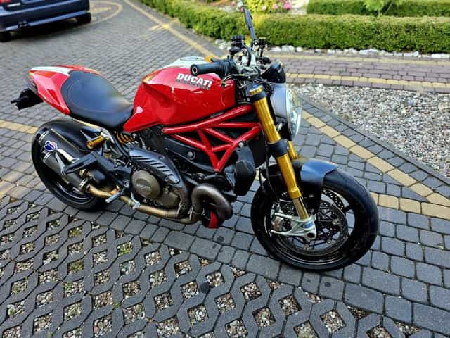 Ducati Monster 1200 S. Tylko 9600 przebiegu .  Sprowadzony z Szwajcari