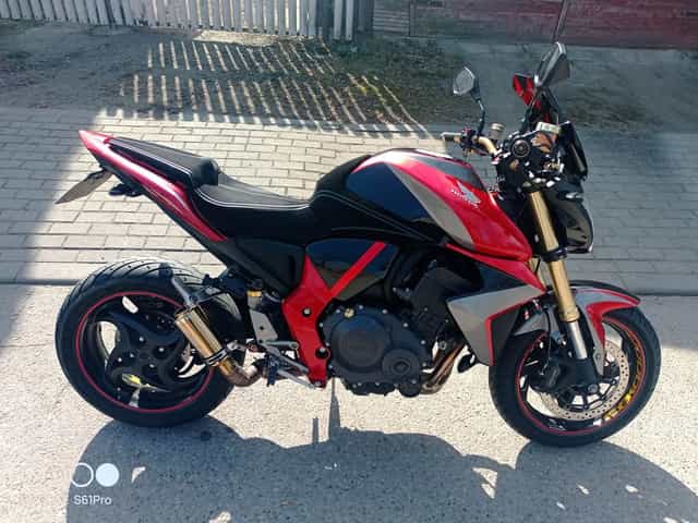 Honda cb1000r z 2010 roku