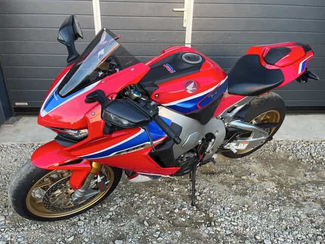 Honda Cbr 1000 RR  Sp1    19 rok