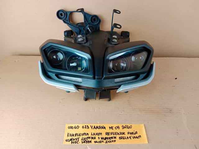 Yamaha MT09 Lampa Reflektor Przód Uchwyt Licznika Czasza 17-20 LIFT