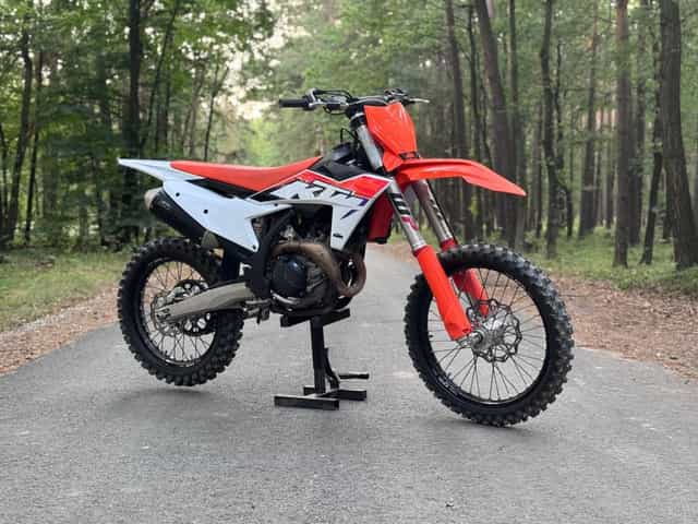 Ktm sxf rok 2023 cc 450