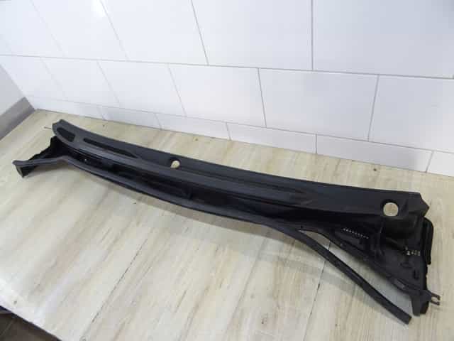 podszybie toyota land cruiser j200 55784-60050