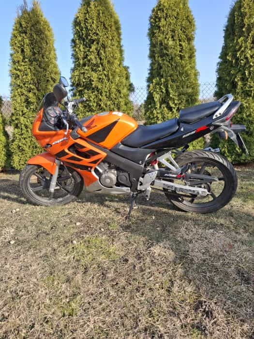 Honda CBR 125 R  2006 r