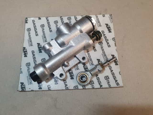 Pompa hamulcowa tyl Ktm exc 250,300,125 Husqvarna Husaberg Gas Gas