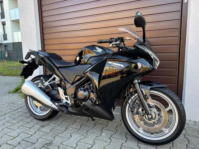 Honda cbr250 ABS jak nowa! 13tys.km pełen oryginał z Niemiec A2