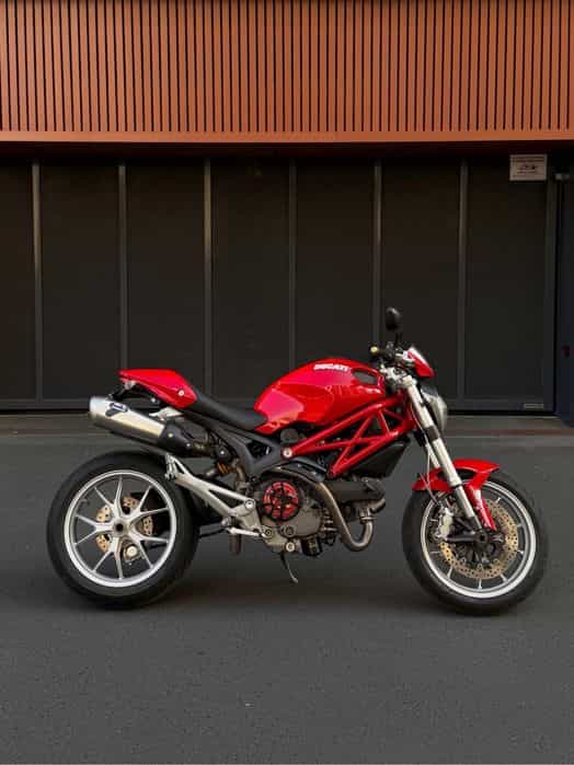 Ducati Monster 1100 z wydechem Termignoni, po strojeniu