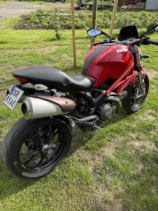 Ducati monster 796