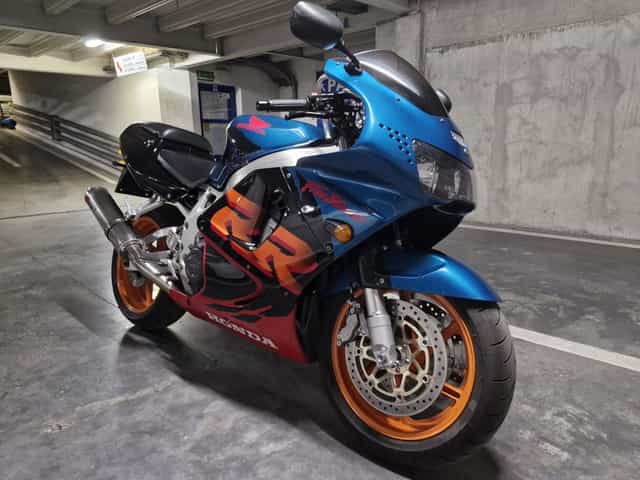 Honda CBR 900 RR Fireblade