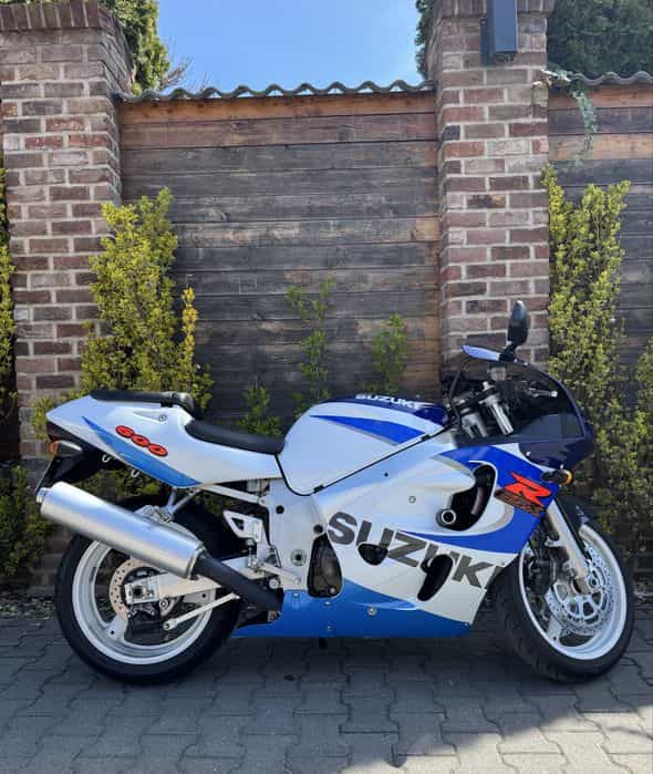 Suzuki gsxr 600 srad