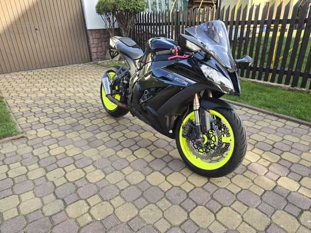 Sprzedam Kawasaki zx10r z 2011r.