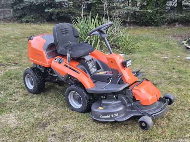 Traktorek kosiarka Husqvarna Rider R216 AWD/4x4/2018r