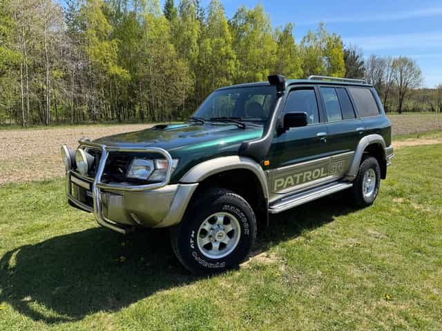 Nissan Patrol Y61 2.8