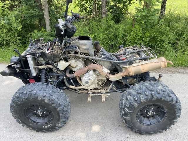 Rama wariator połoś wahacz silnik plastiki Yamaha grizzly 550/700