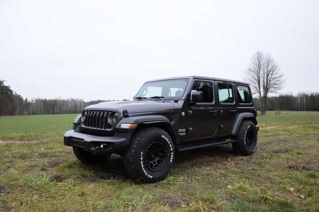 Jeep wrangler jlu sport
