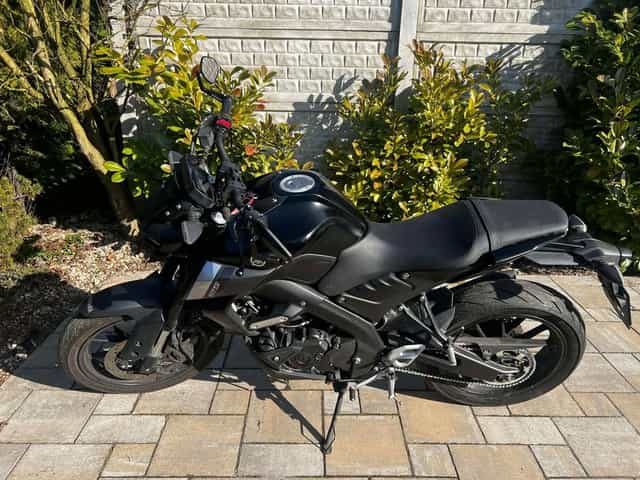 Motocykl Yamaha mt 125