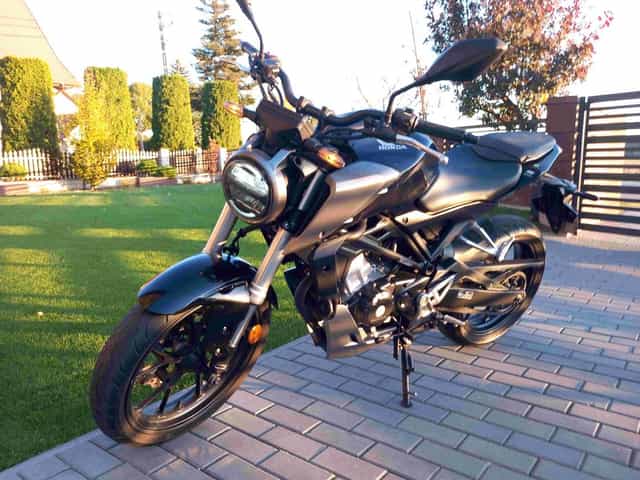 HONDA CB125R neo sports cafe. Zadbana! Pierwszy właściciel.
