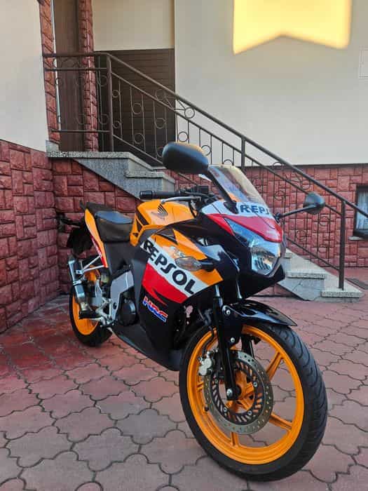 Honda CBR 125R Repsol